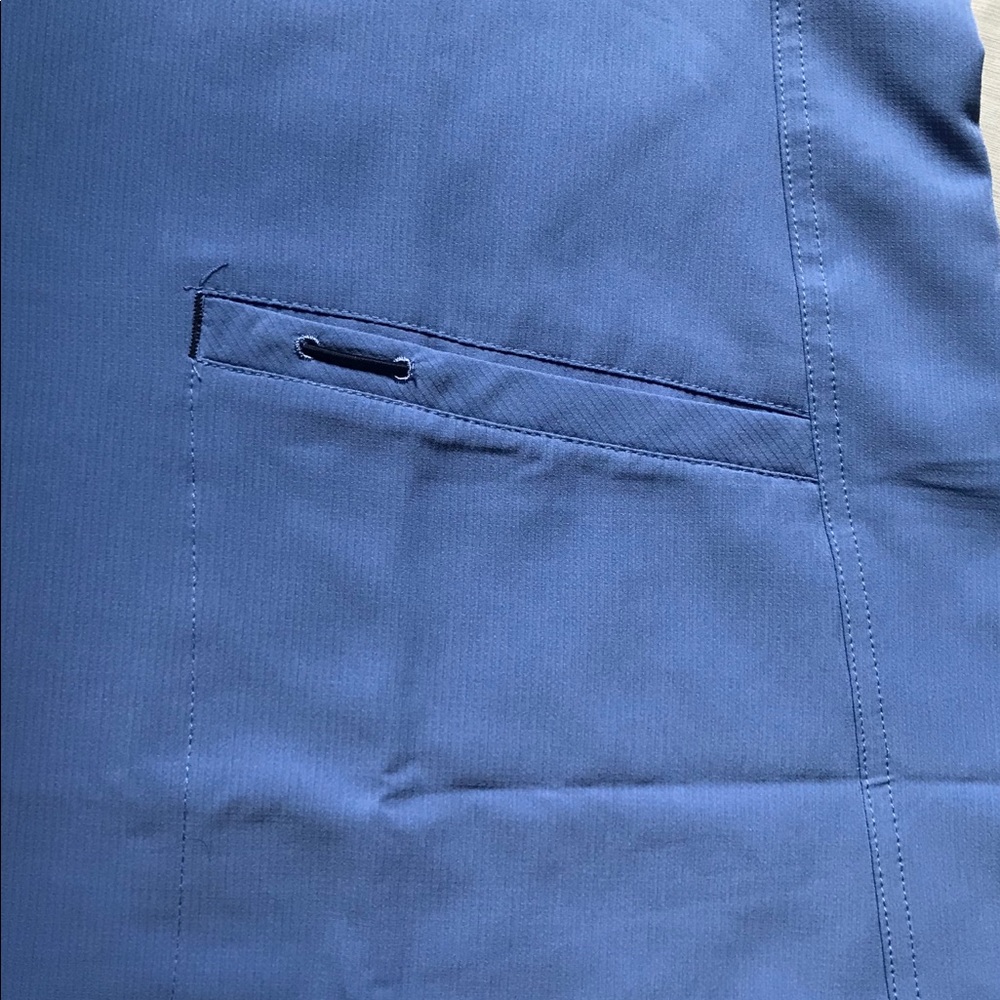 Scrub top - Picture 3 of 4